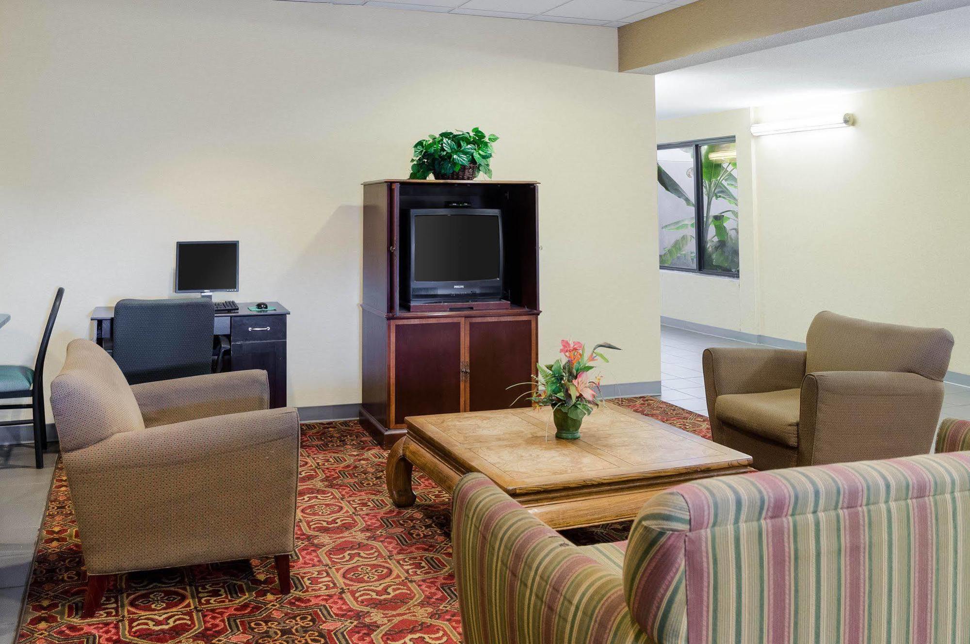 Econo Lodge Yazoo City Esterno foto